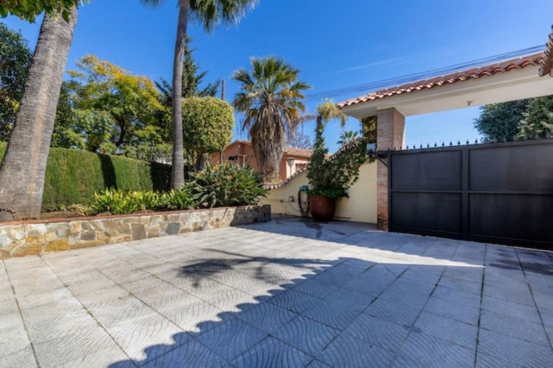 Rynek wtórny - Villa - Marbella - Nueva Andalucía
