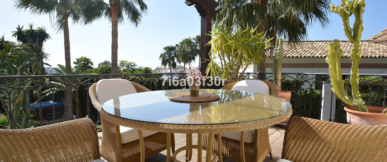 Rynek wtórny - Villa - Marbella - Nueva Andalucía