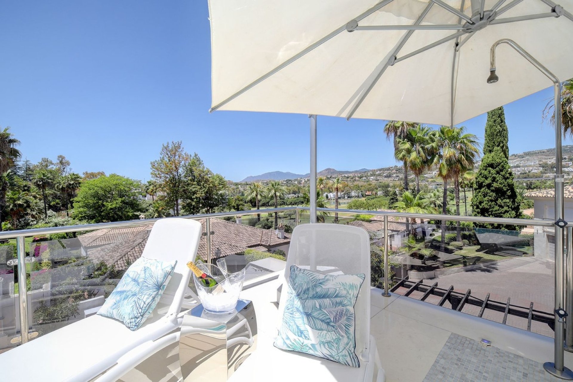 Rynek wtórny - Villa - Marbella - Nueva Andalucía