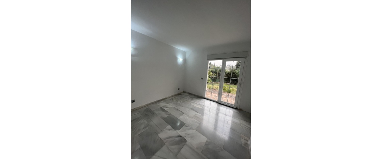 Rynek wtórny - Villa - Marbella - Nueva Andalucía