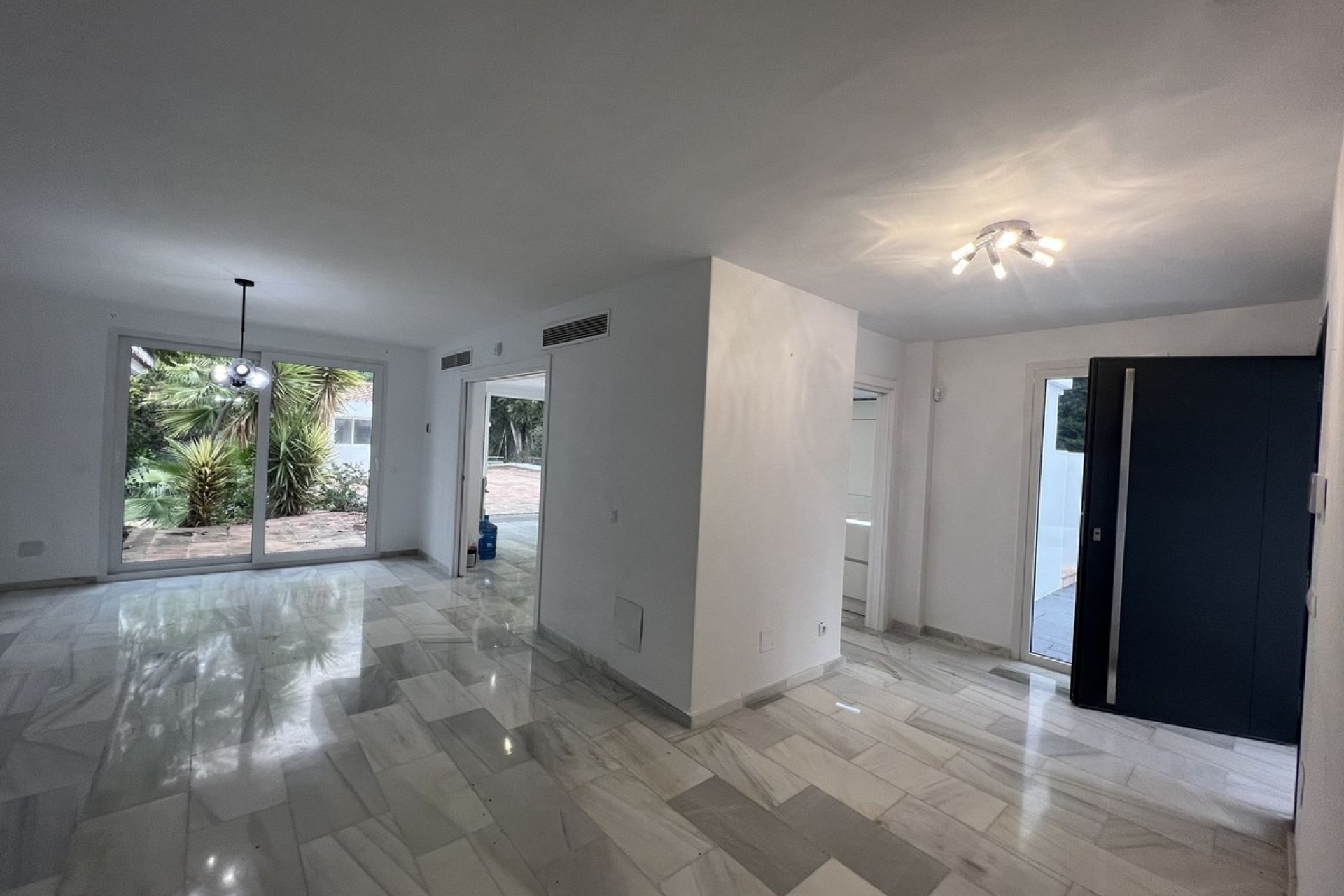 Rynek wtórny - Villa - Marbella - Nueva Andalucía