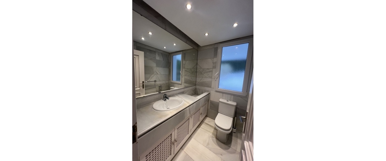 Rynek wtórny - Villa - Marbella - Nueva Andalucía