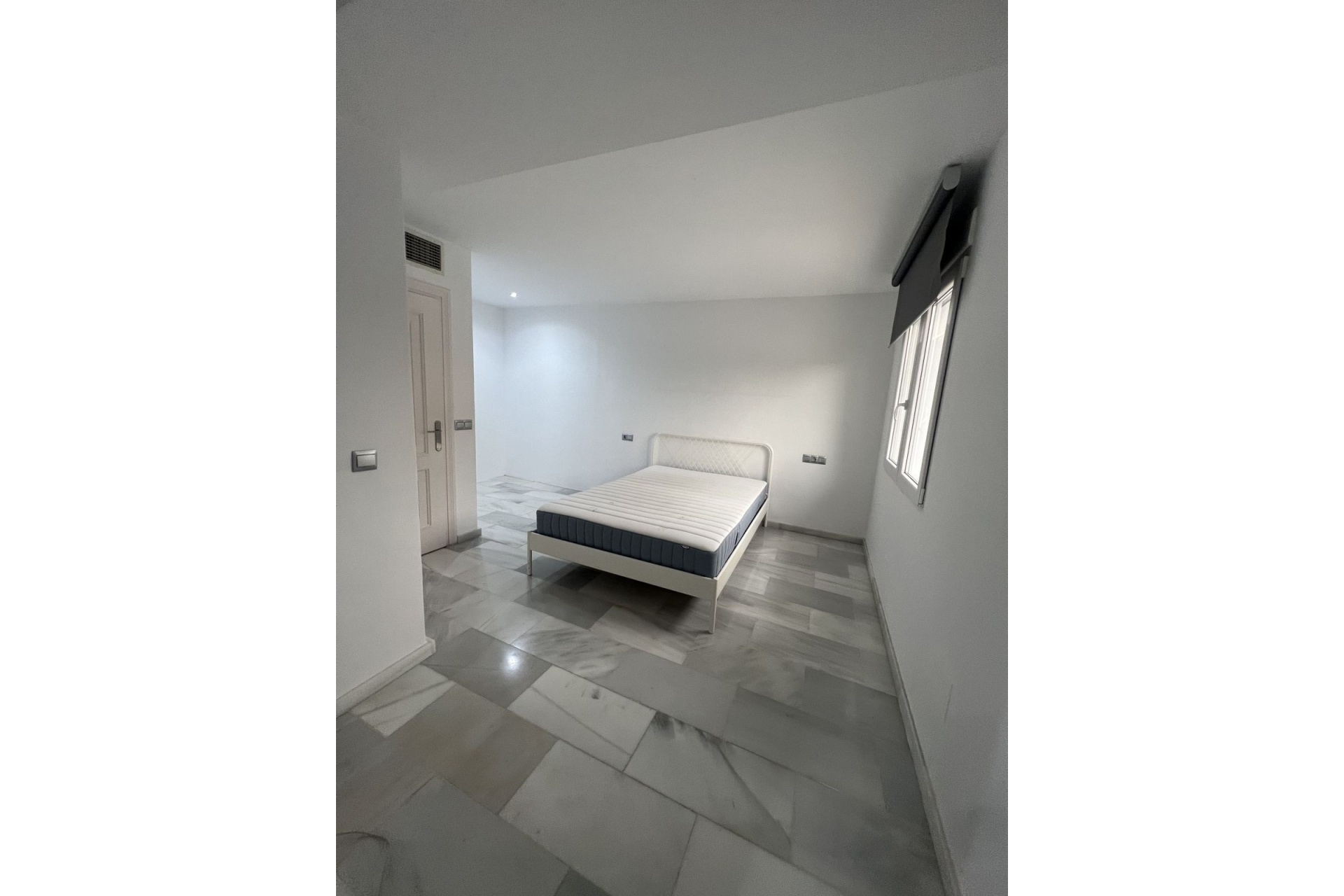 Rynek wtórny - Villa - Marbella - Nueva Andalucía
