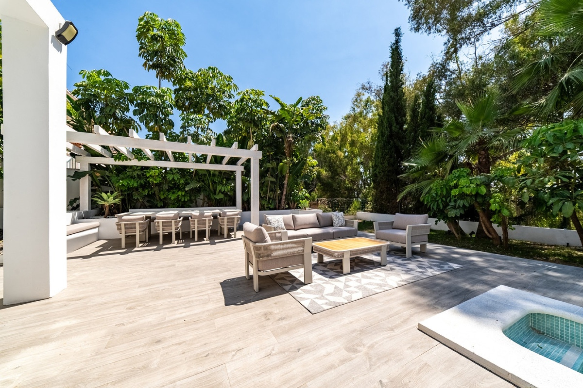 Rynek wtórny - Villa - Marbella - Nueva Andalucía