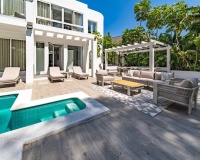 Rynek wtórny - Villa - Marbella - Nueva Andalucía