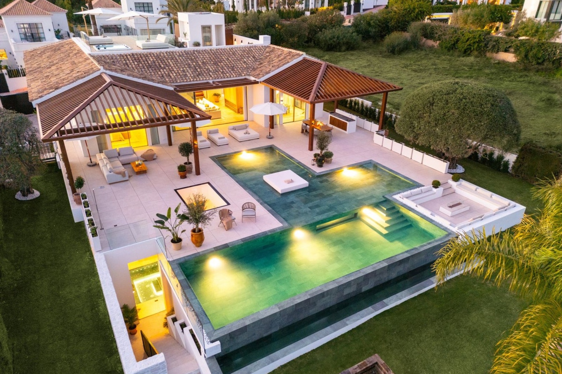Rynek wtórny - Villa - Marbella - Nueva Andalucía