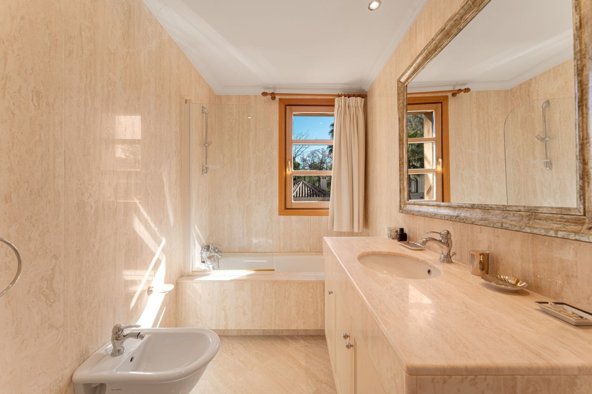Rynek wtórny - Villa - Marbella - Nueva Andalucía
