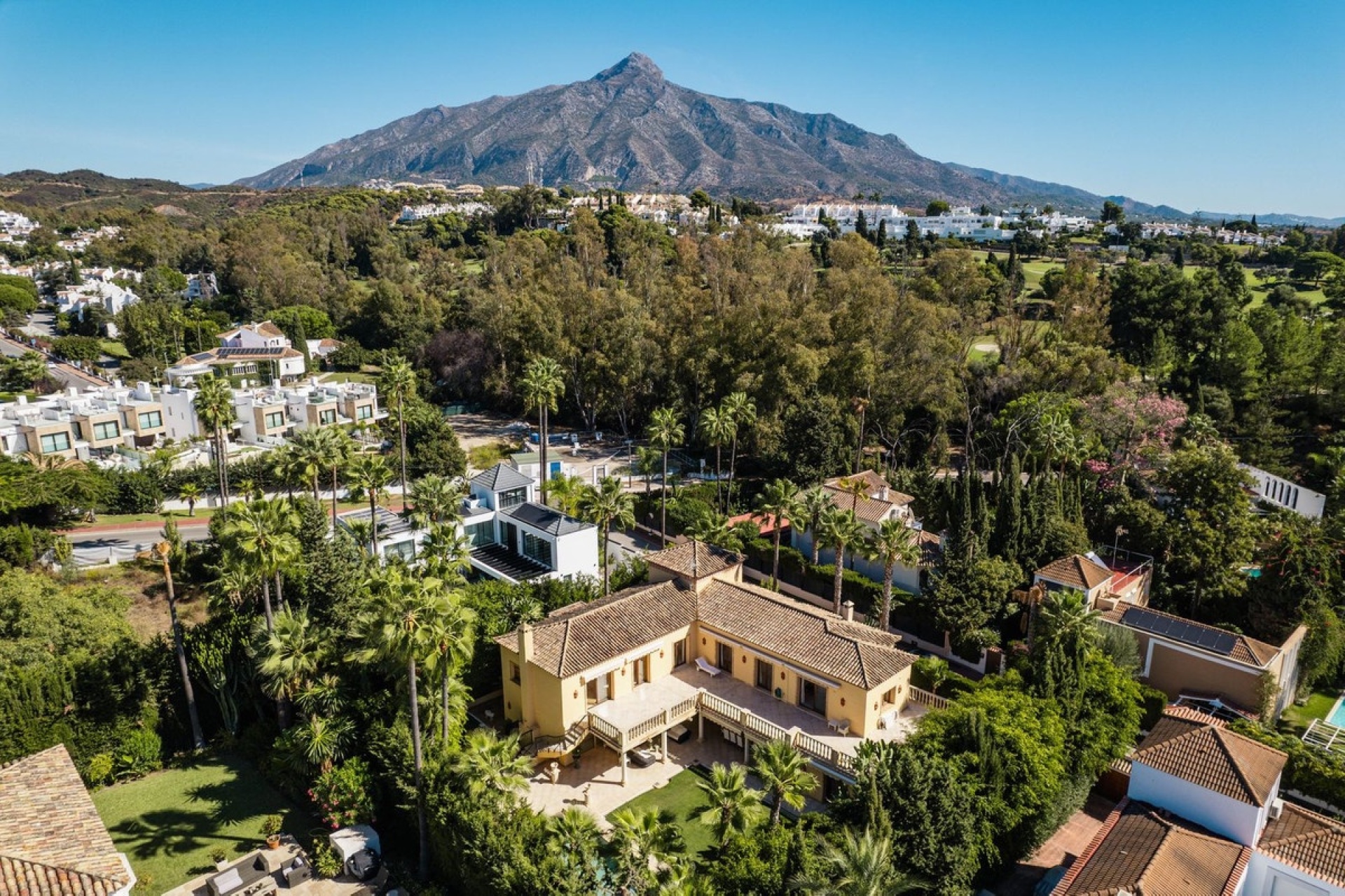 Rynek wtórny - Villa - Marbella - Nueva Andalucía