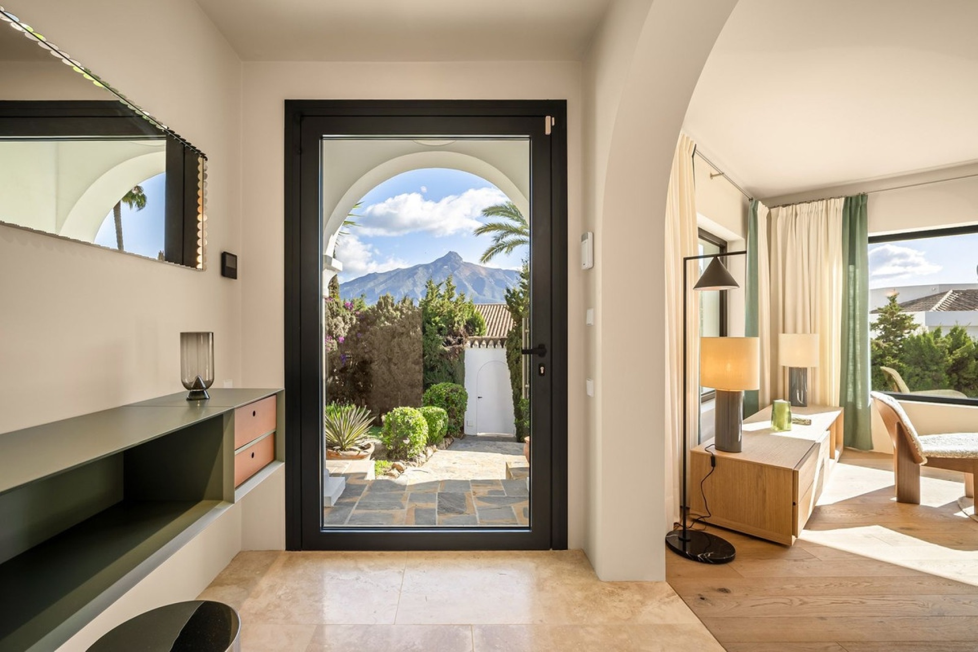 Rynek wtórny - Villa - Marbella - Nueva Andalucía