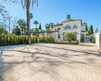 Rynek wtórny - Villa - Marbella - Nueva Andalucía