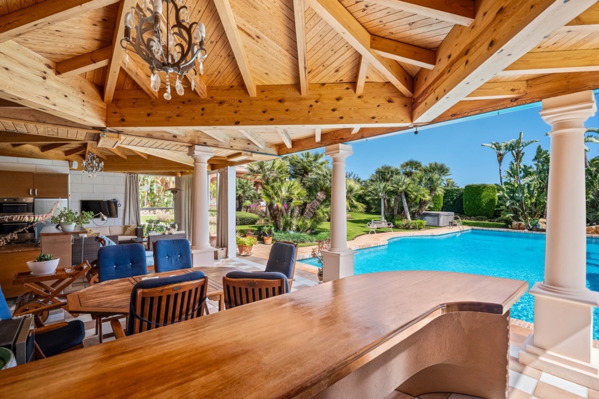 Rynek wtórny - Villa - Marbella - Nueva Andalucía