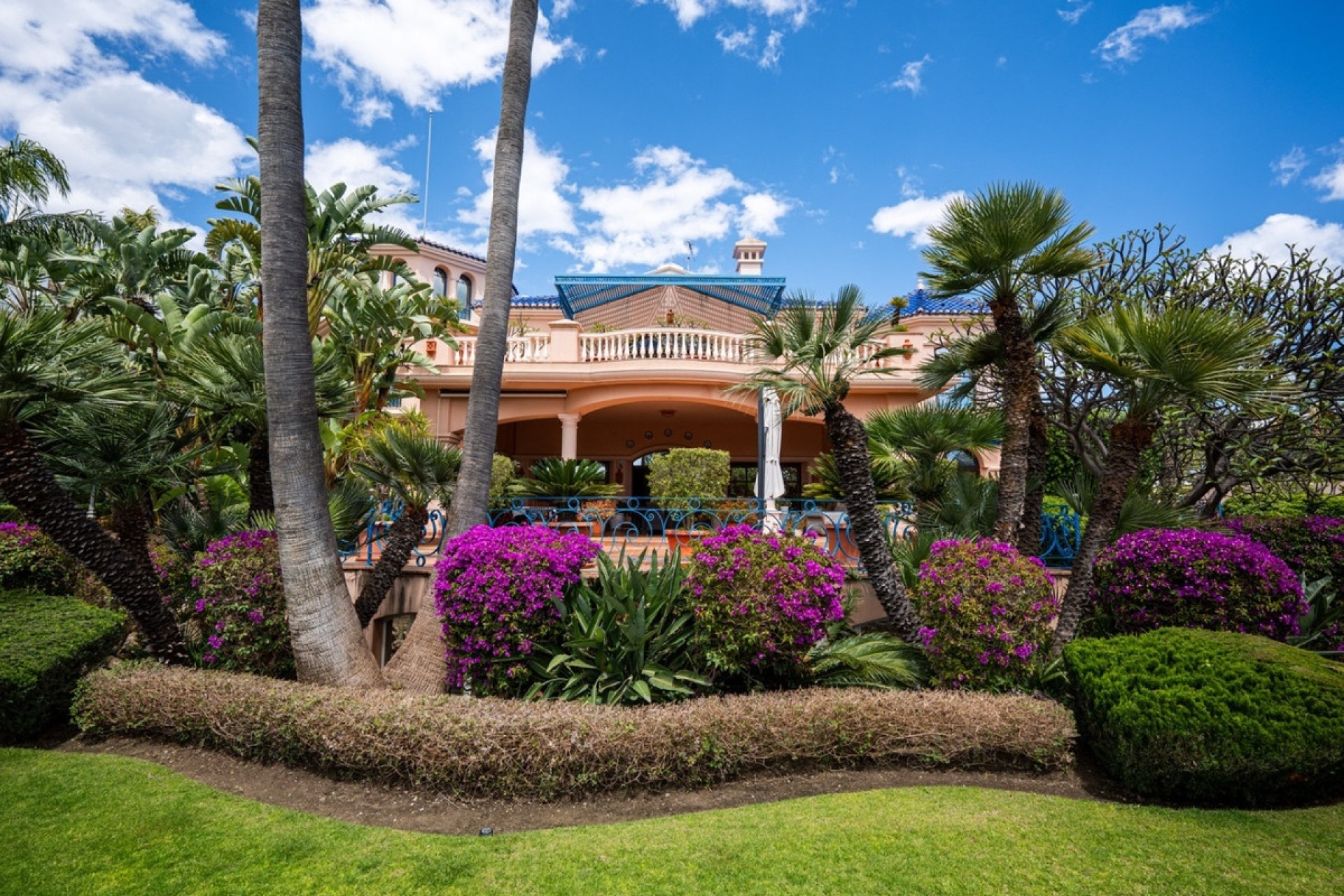 Rynek wtórny - Villa - Marbella - Nueva Andalucía