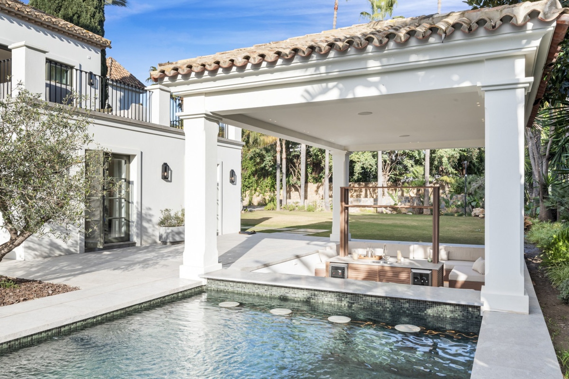 Rynek wtórny - Villa - Marbella - Nueva Andalucía
