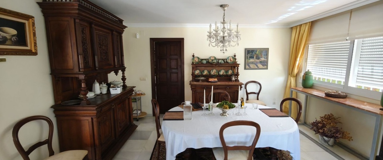 Rynek wtórny - Villa - Marbella - Nueva Andalucía