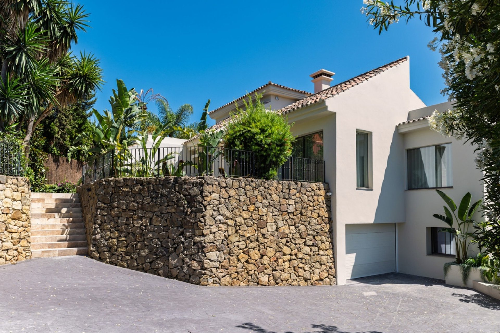 Rynek wtórny - Villa - Marbella - Nueva Andalucía