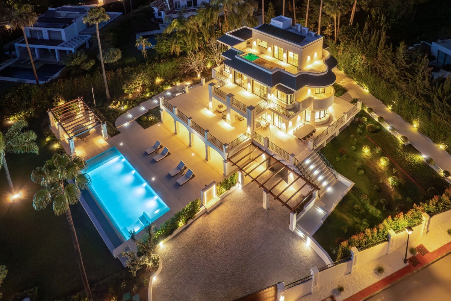 Rynek wtórny - Villa - Marbella - Nueva Andalucía