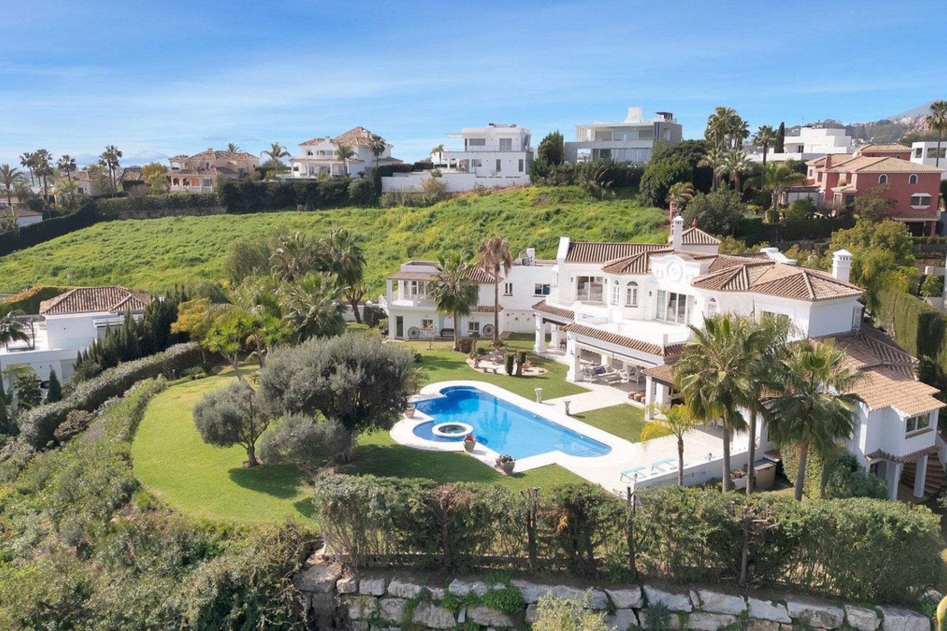 Rynek wtórny - Villa - Marbella - Nueva Andalucía