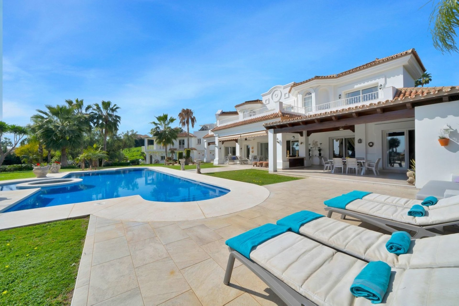 Rynek wtórny - Villa - Marbella - Nueva Andalucía