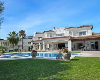 Rynek wtórny - Villa - Marbella - Nueva Andalucía