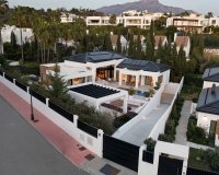 Rynek wtórny - Villa - Marbella - Nueva Andalucía