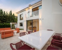 Rynek wtórny - Villa - Marbella - Nueva Andalucía