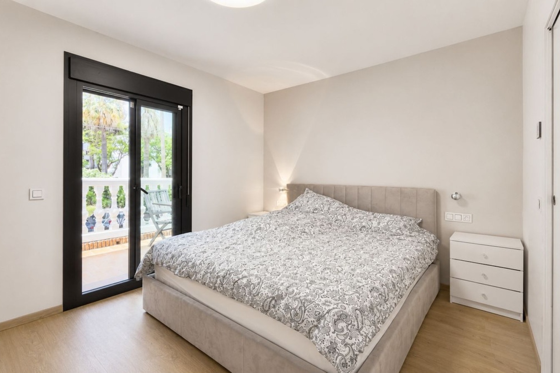 Rynek wtórny - Villa - Marbella - Nueva Andalucía