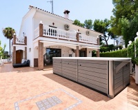 Rynek wtórny - Villa - Marbella - Nueva Andalucía