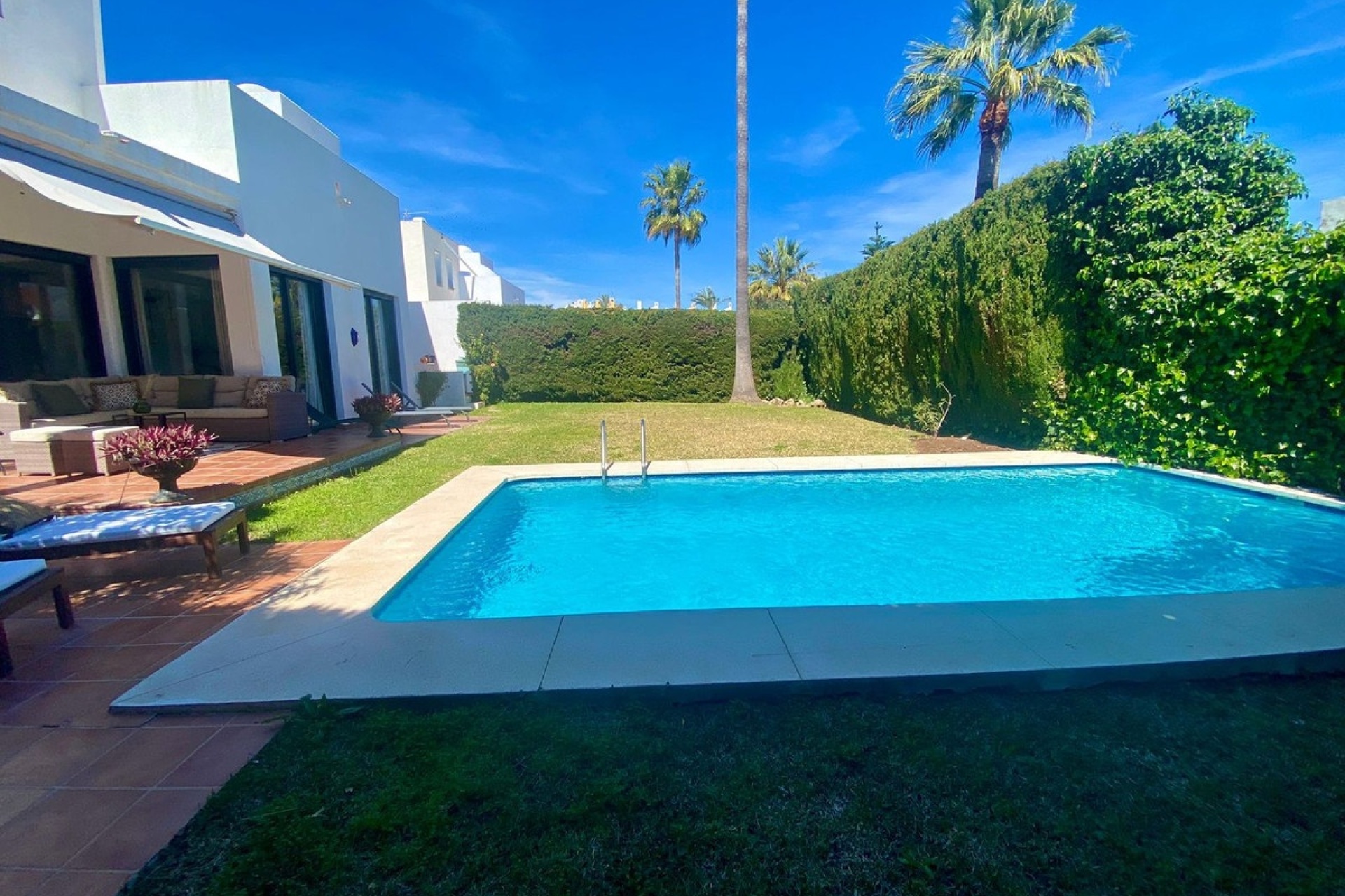 Rynek wtórny - Villa - Marbella - Nueva Andalucía