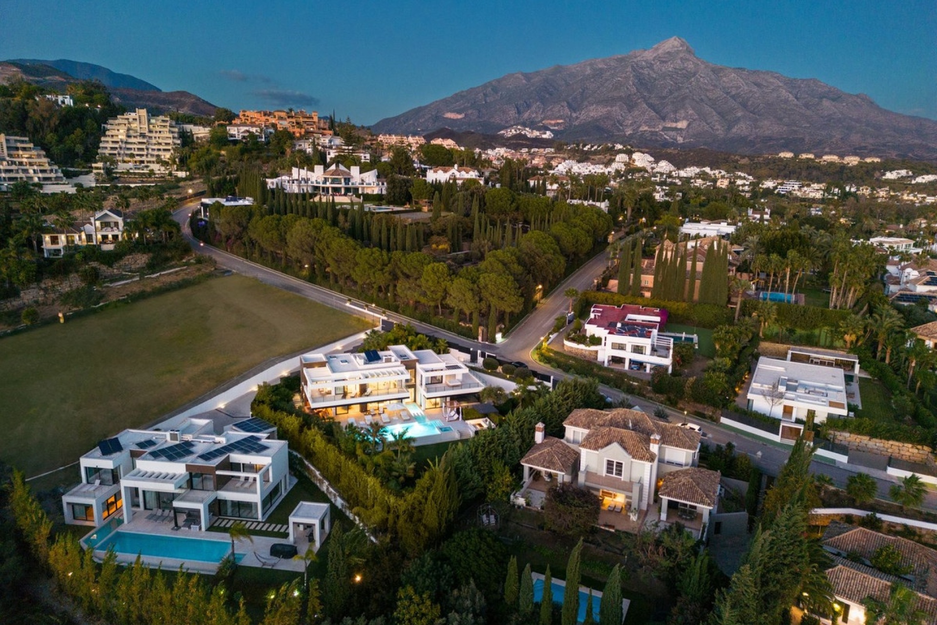 Rynek wtórny - Villa - Marbella - Nueva Andalucía