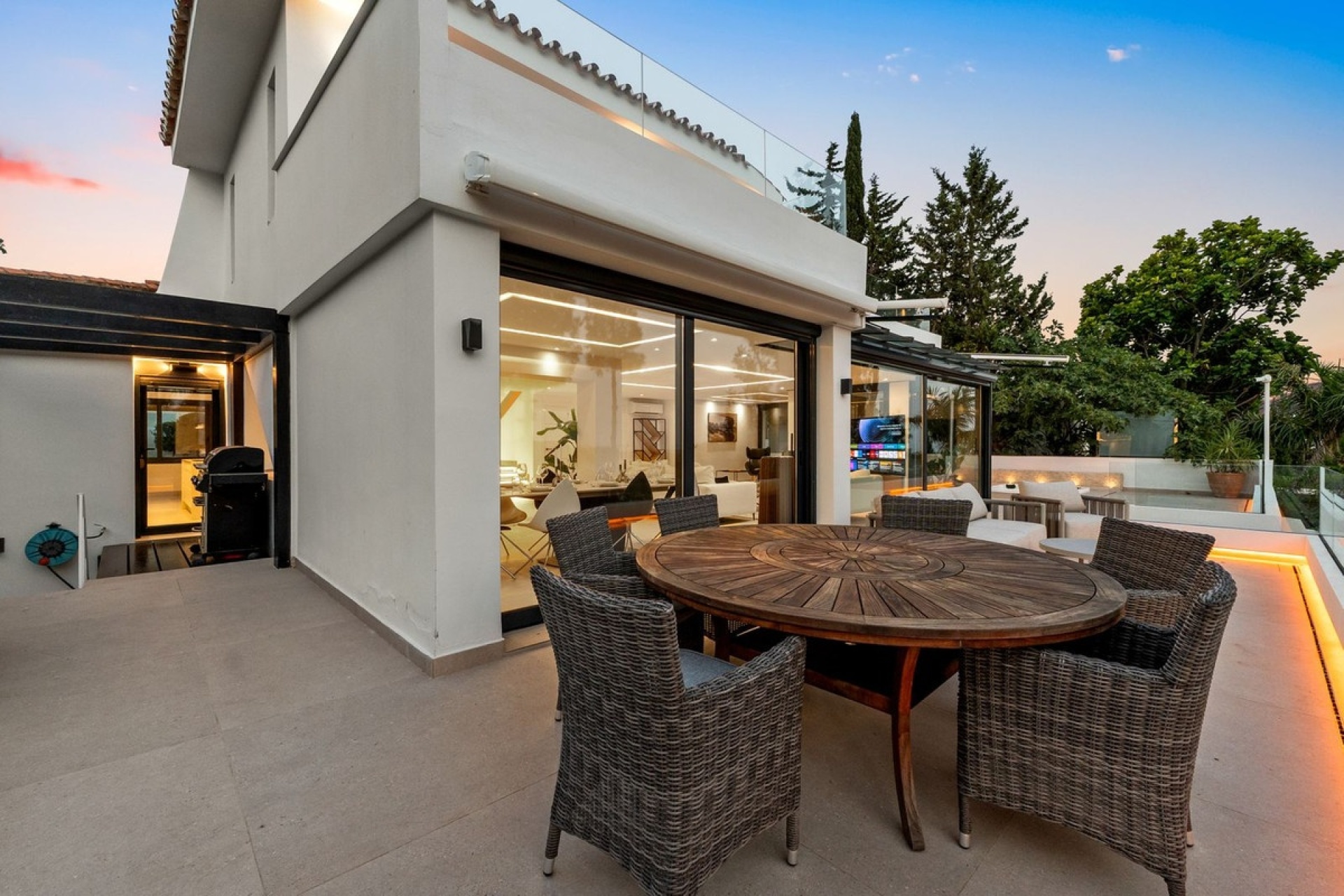 Rynek wtórny - Villa - Marbella - Nueva Andalucía