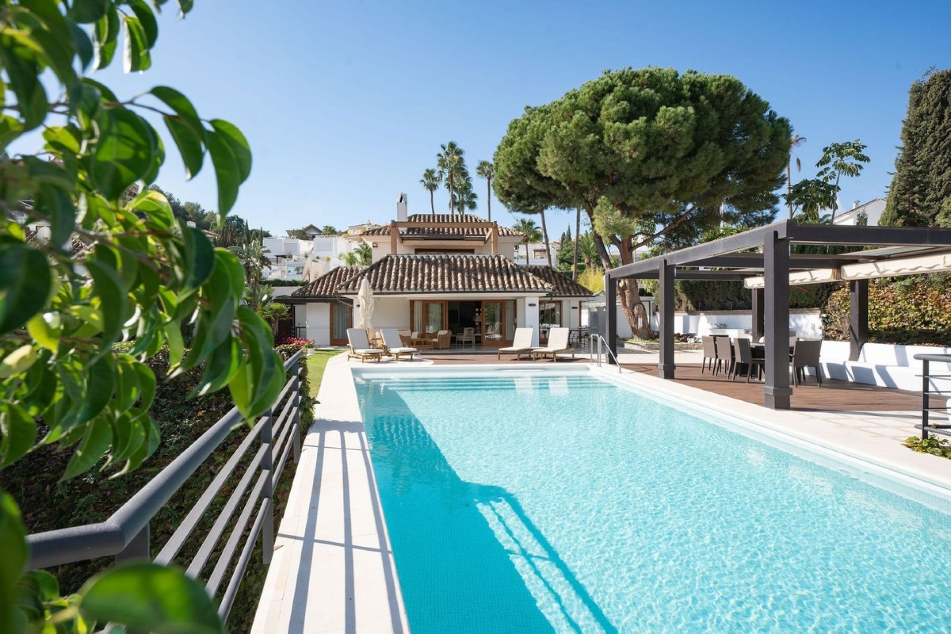 Rynek wtórny - Villa - Marbella - Nueva Andalucía