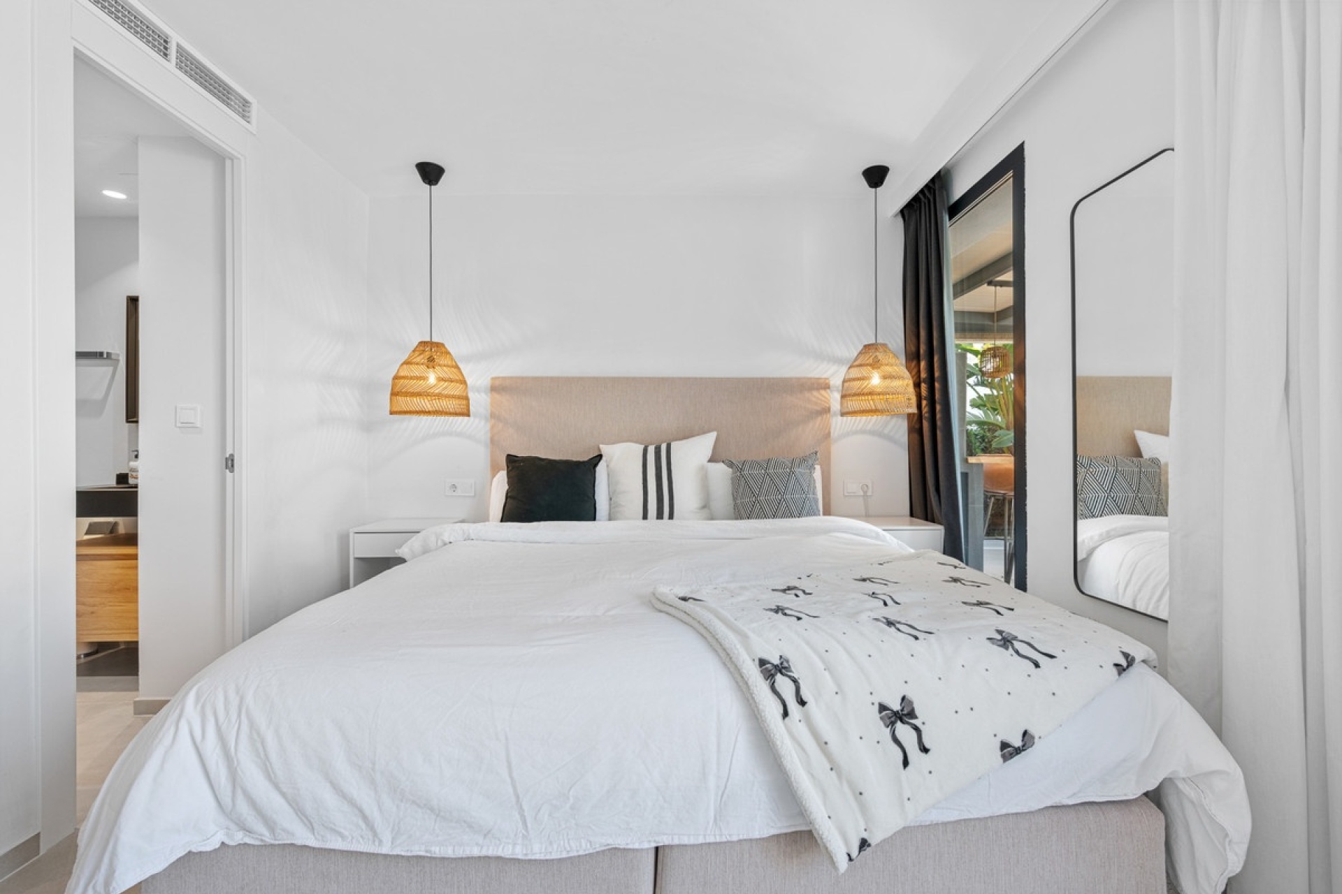 Rynek wtórny - Villa - Marbella - Nueva Andalucía