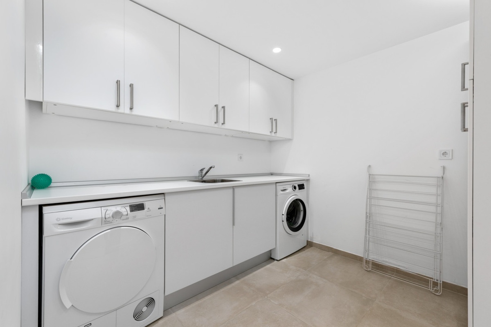 Rynek wtórny - Villa - Marbella - Nueva Andalucía
