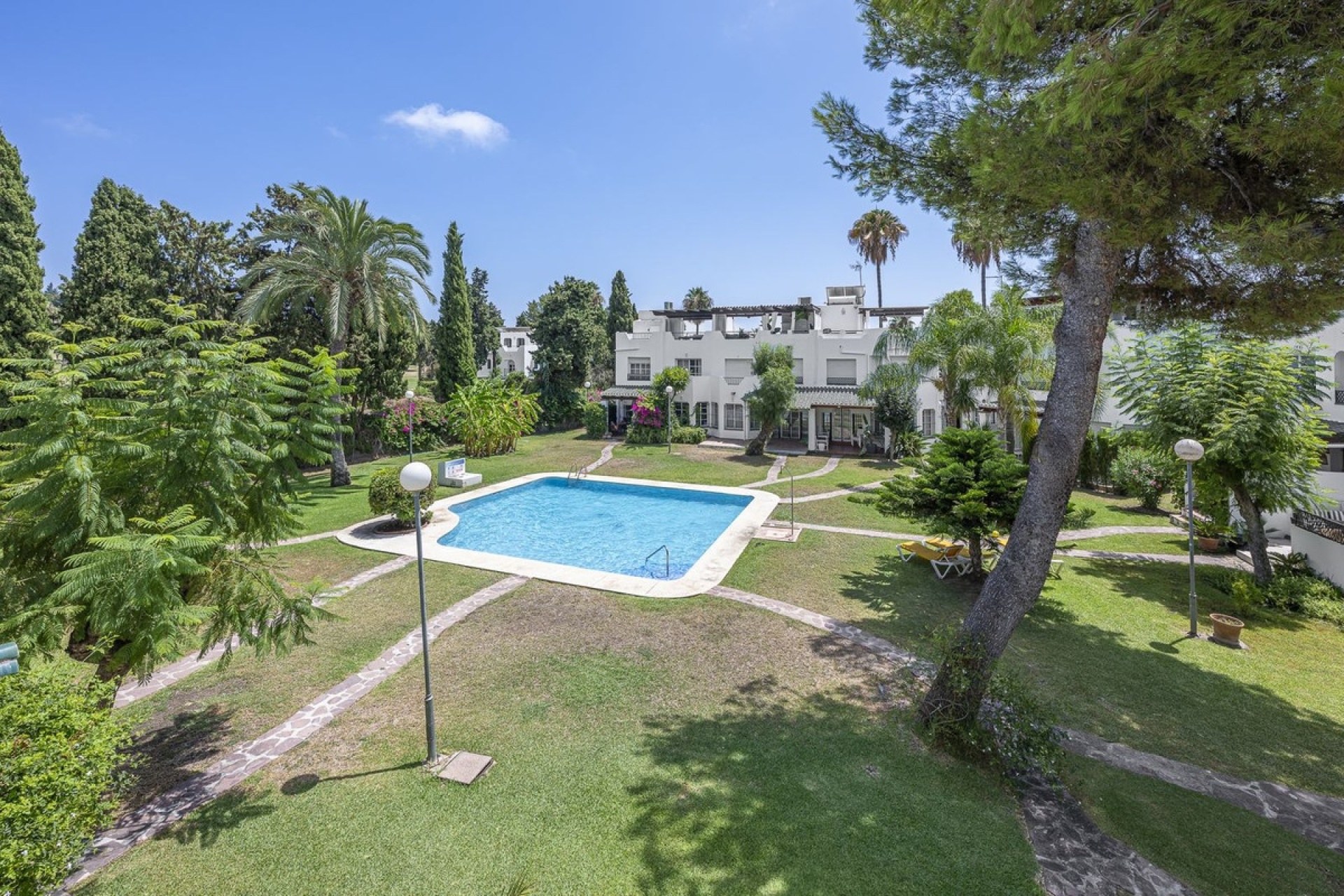 Rynek wtórny - Villa - Marbella - Nueva Andalucía