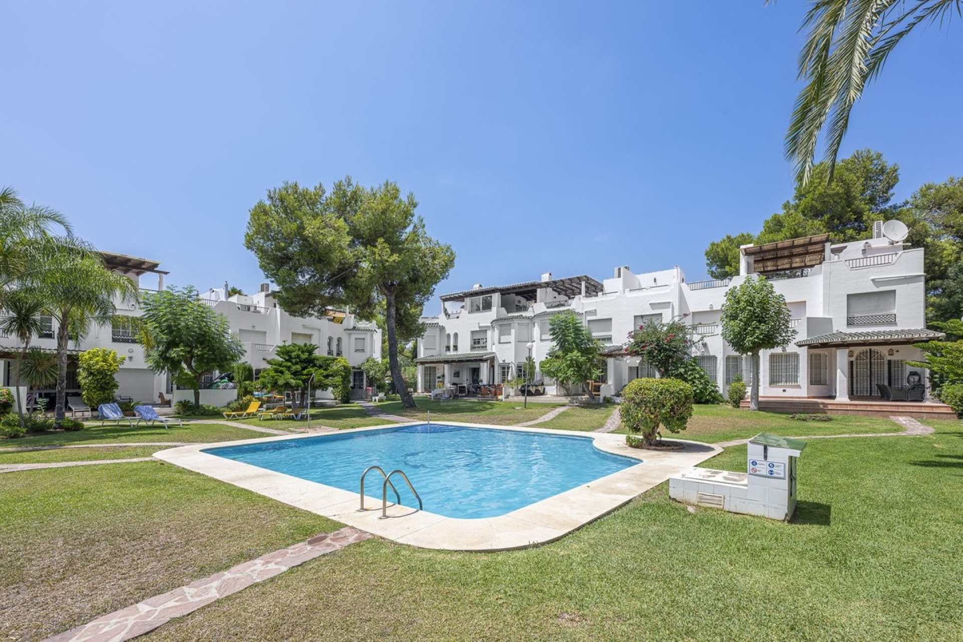 Rynek wtórny - Villa - Marbella - Nueva Andalucía