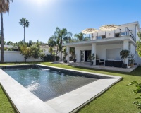 Rynek wtórny - Villa - Marbella - Nueva Andalucía
