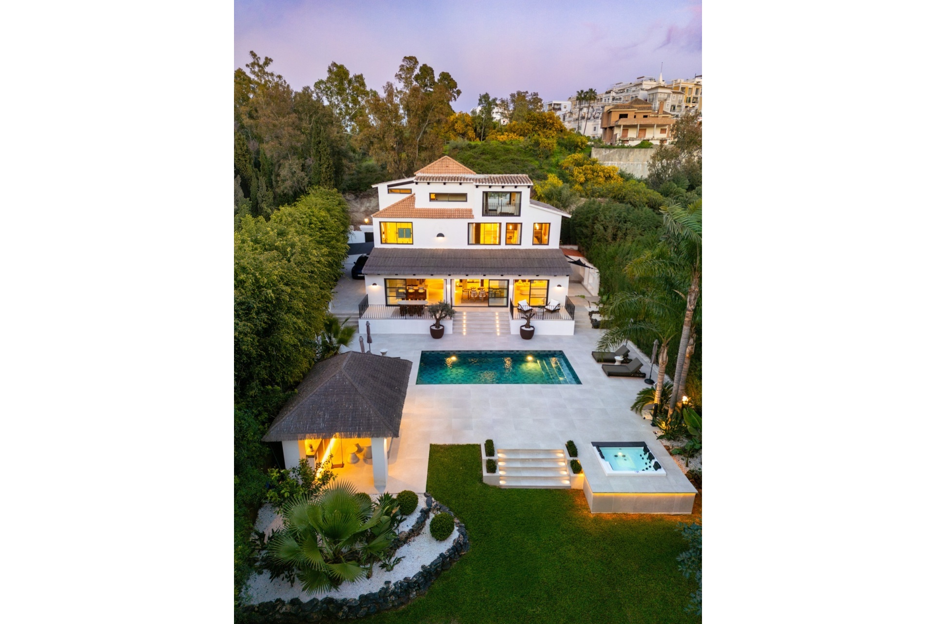 Rynek wtórny - Villa - Marbella - Nueva Andalucía