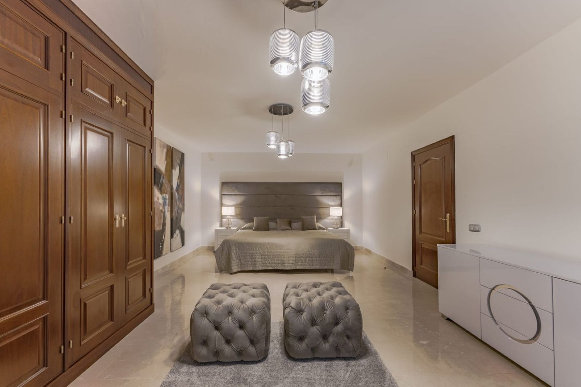 Rynek wtórny - Villa - Marbella - Nueva Andalucía