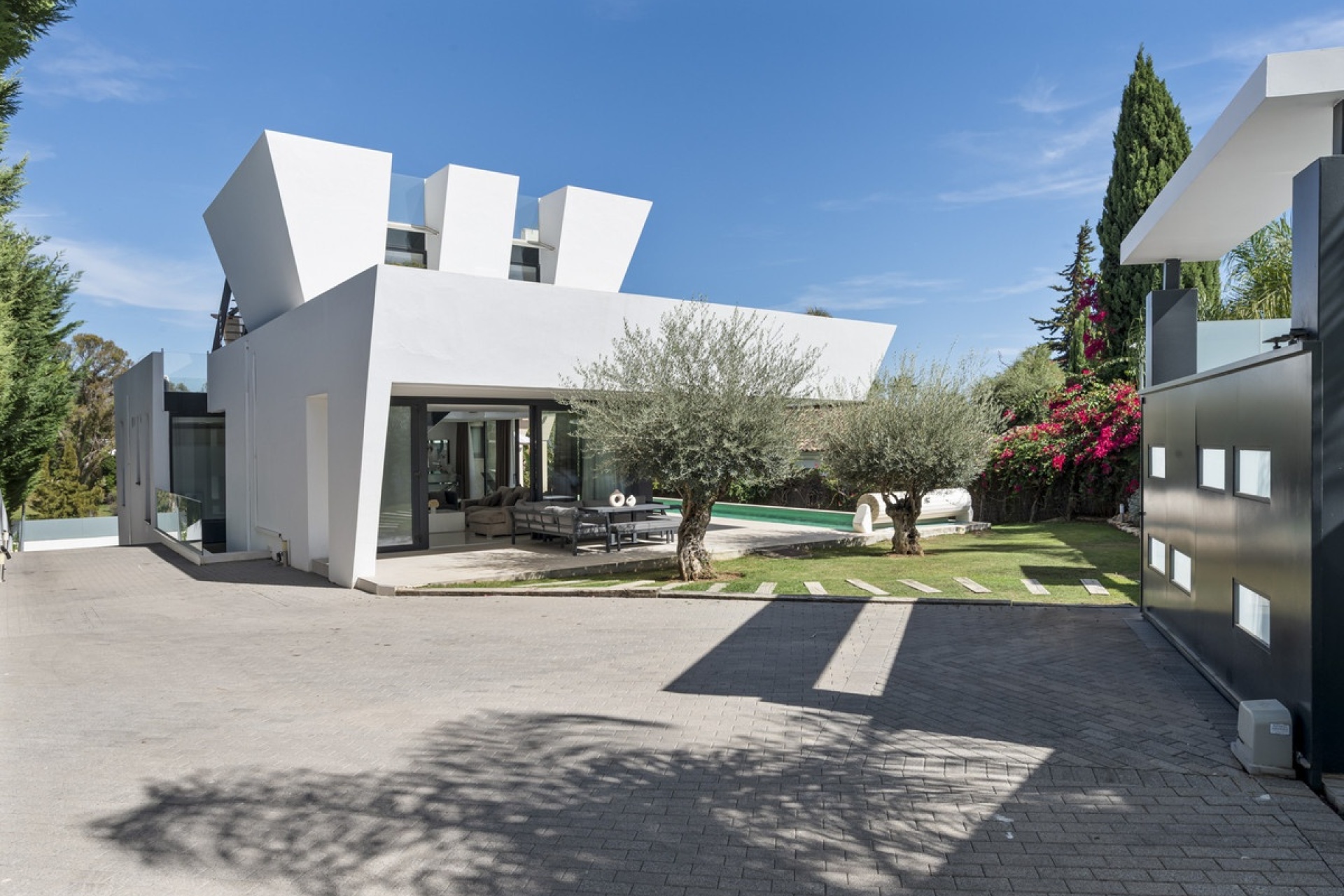 Rynek wtórny - Villa - Marbella - Nueva Andalucía