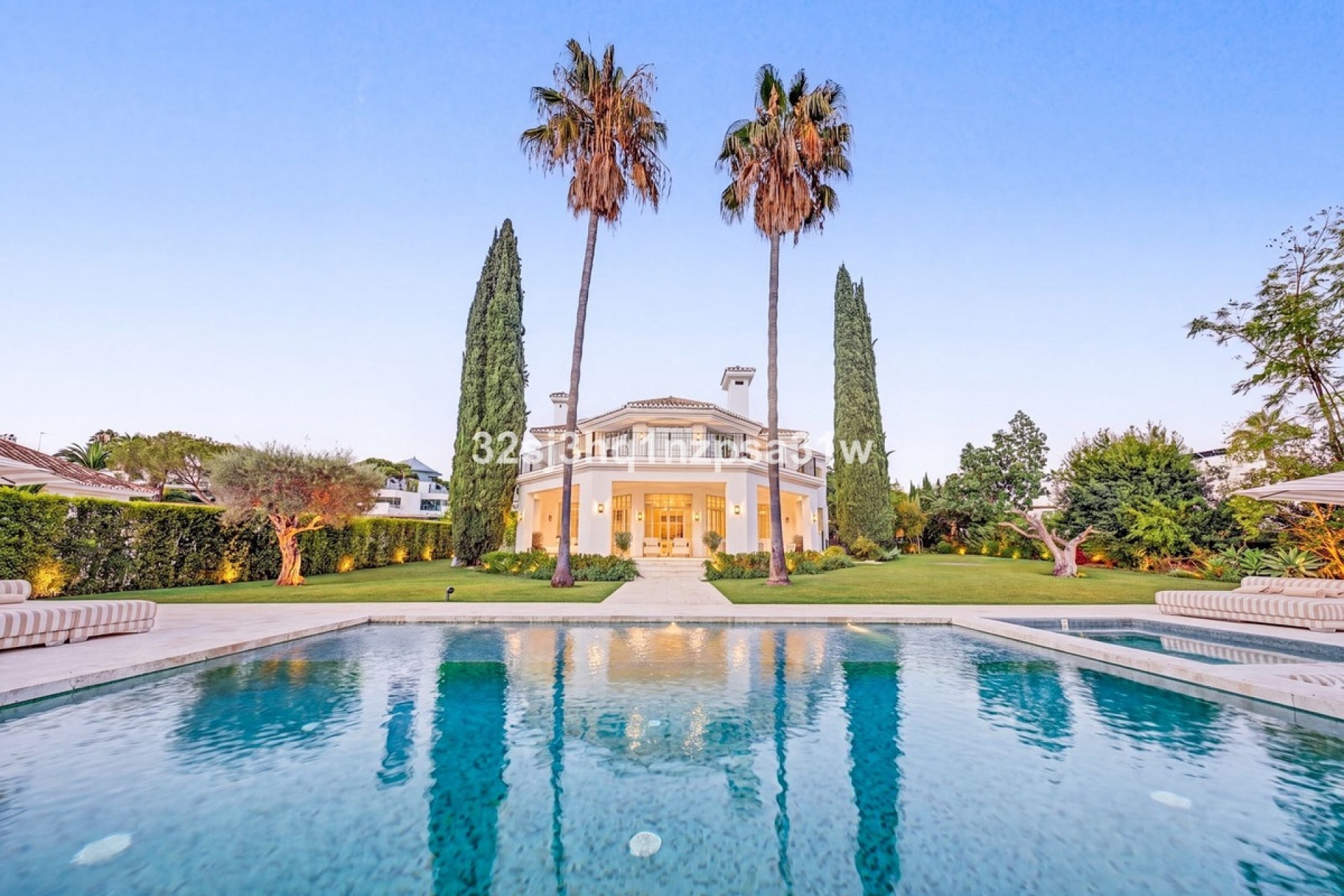 Rynek wtórny - Villa - Marbella - Nueva Andalucía