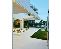 Rynek wtórny - Villa - Marbella - Nueva Andalucía