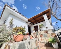 Rynek wtórny - Villa - Marbella - Nueva Andalucía