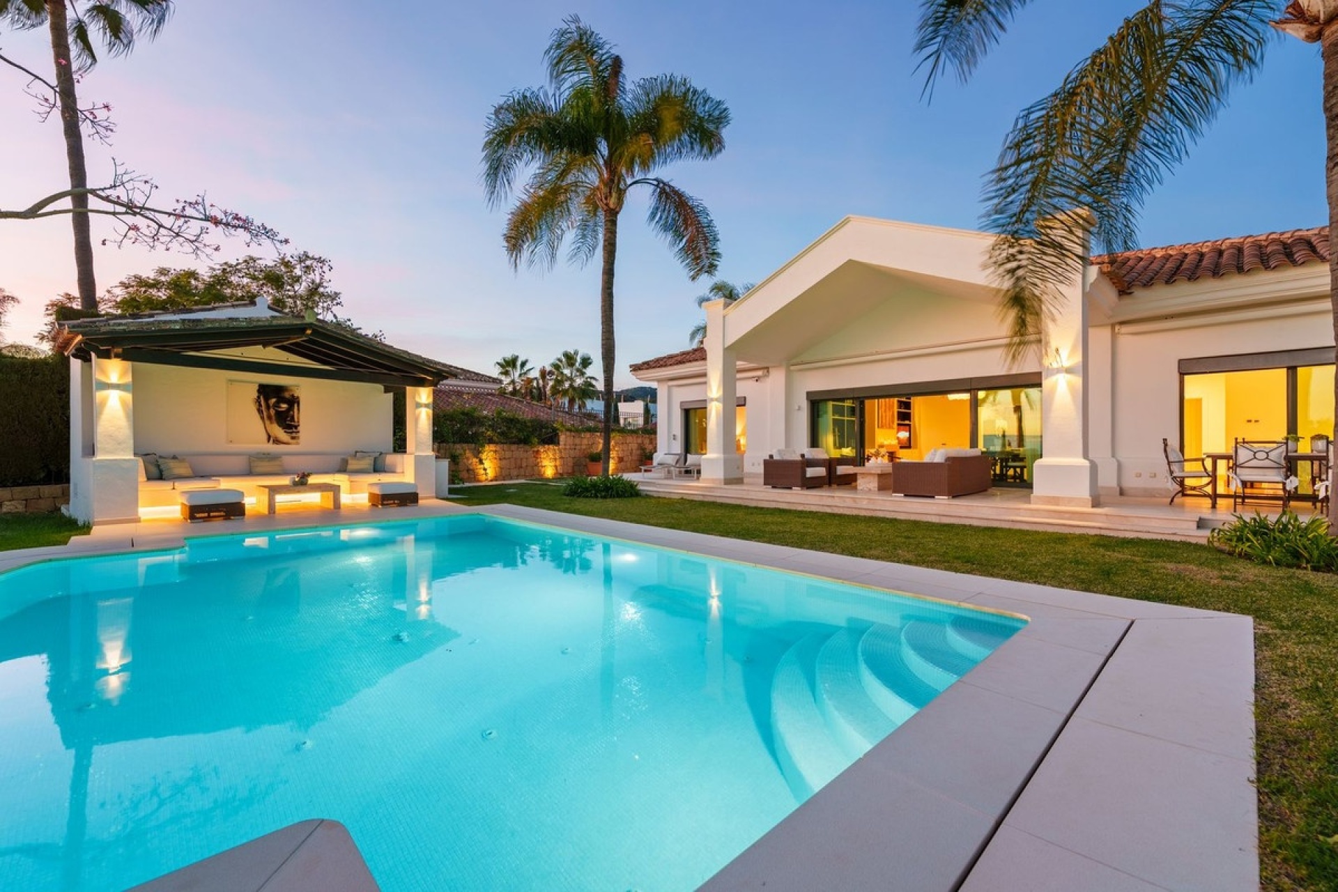 Rynek wtórny - Villa - Marbella - Nueva Andalucía