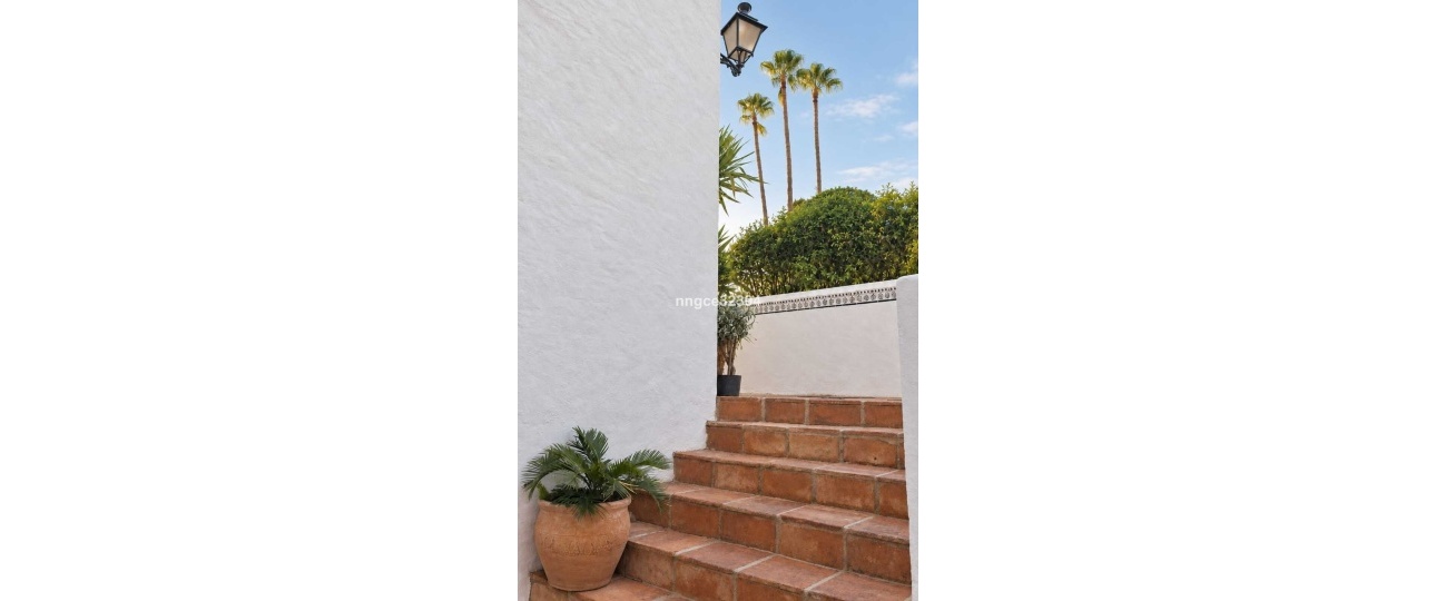 Rynek wtórny - Villa - Marbella - Nueva Andalucía