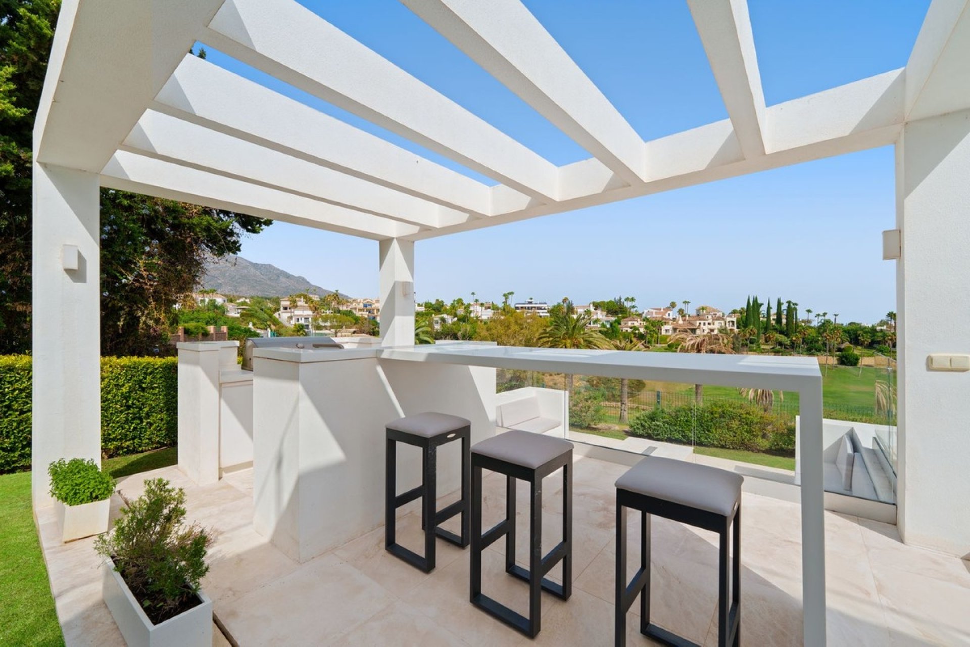 Rynek wtórny - Villa - Marbella - Nueva Andalucía