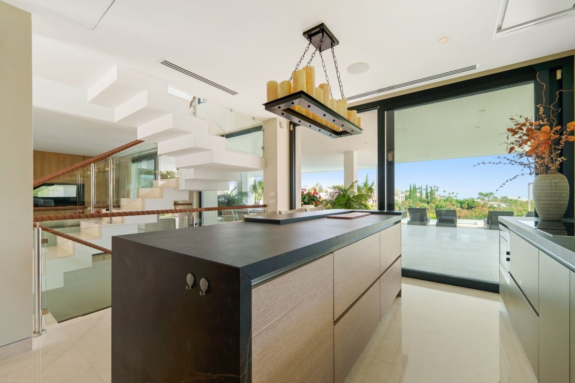 Rynek wtórny - Villa - Marbella - Nueva Andalucía