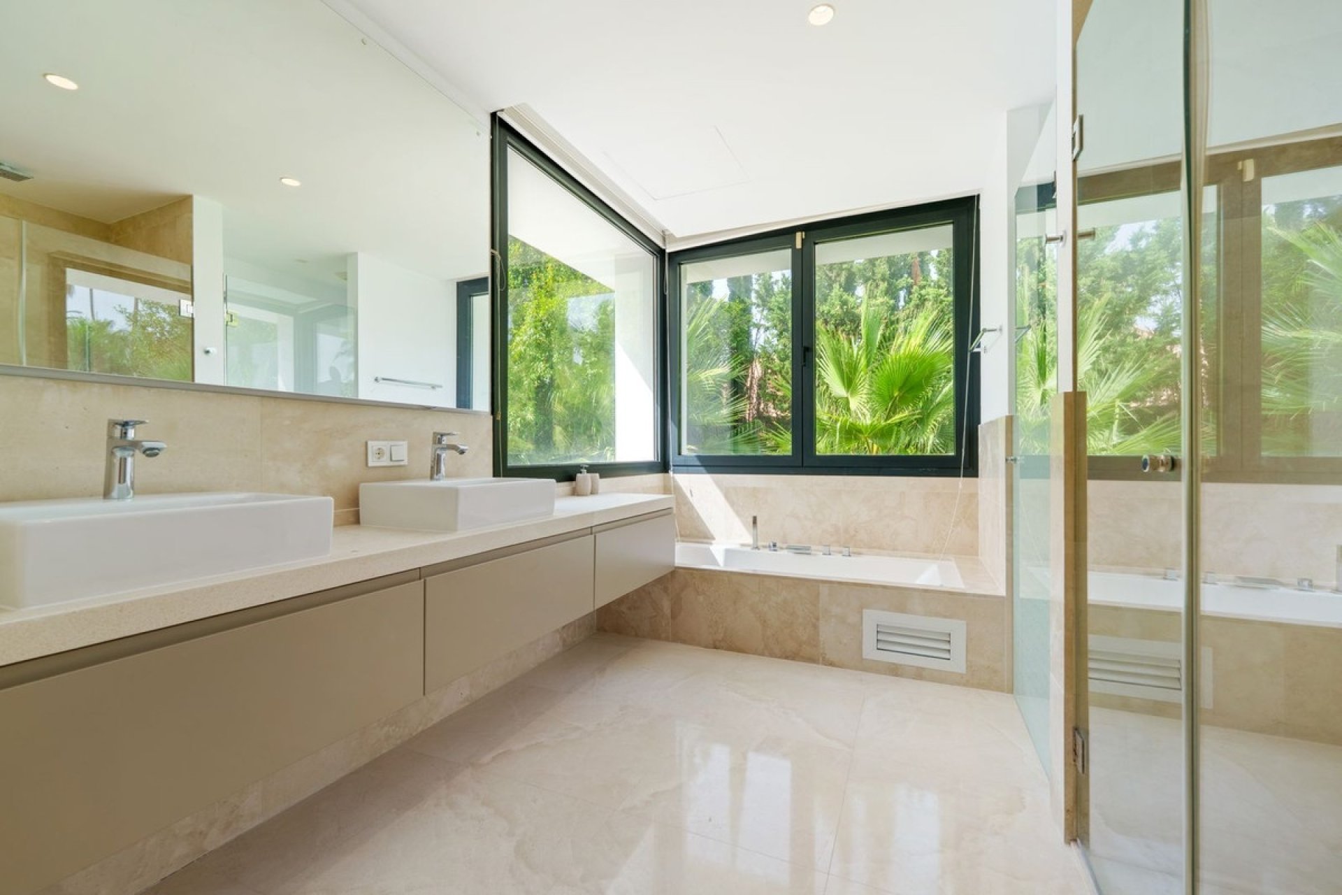 Rynek wtórny - Villa - Marbella - Nueva Andalucía