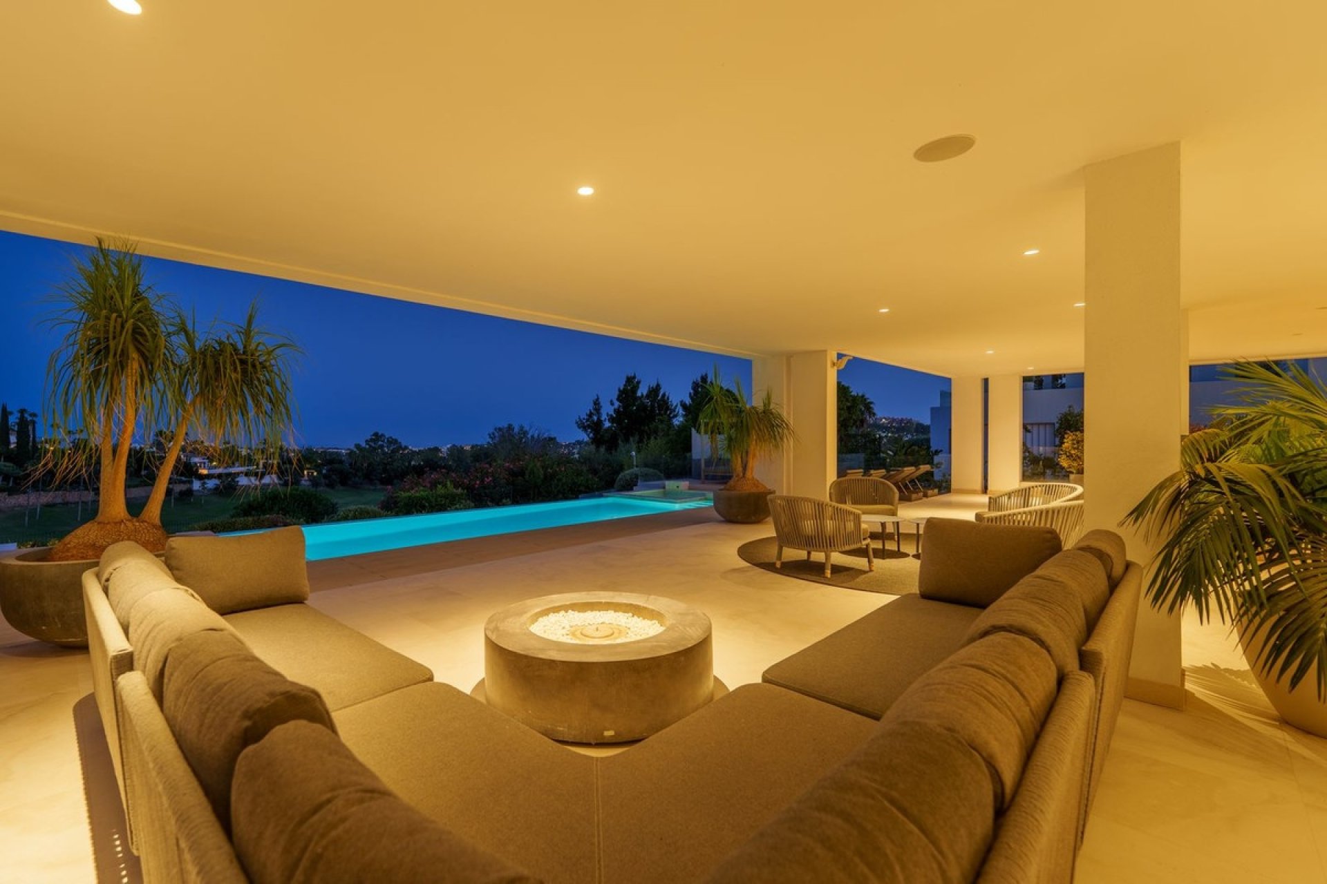Rynek wtórny - Villa - Marbella - Nueva Andalucía
