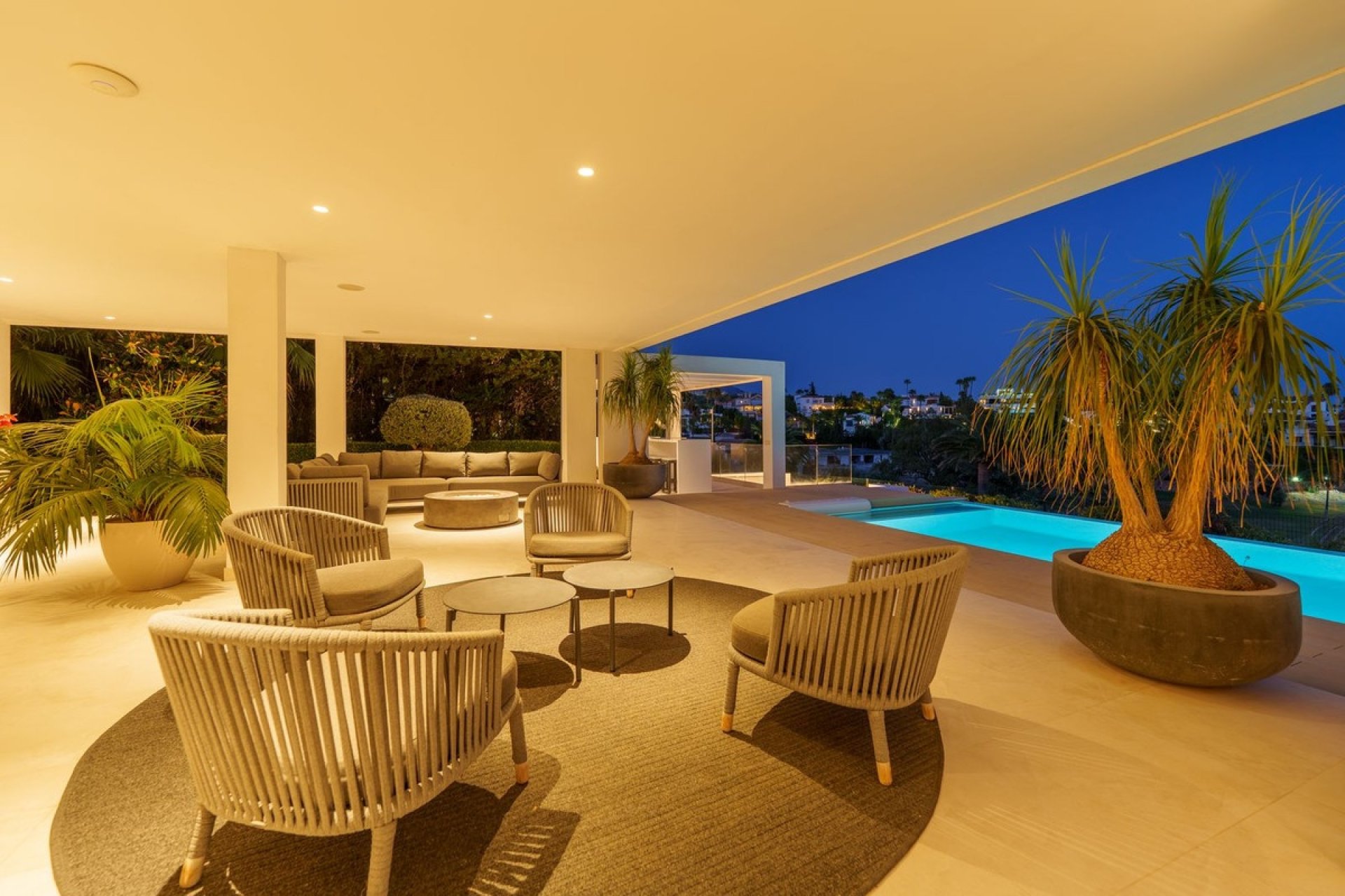 Rynek wtórny - Villa - Marbella - Nueva Andalucía