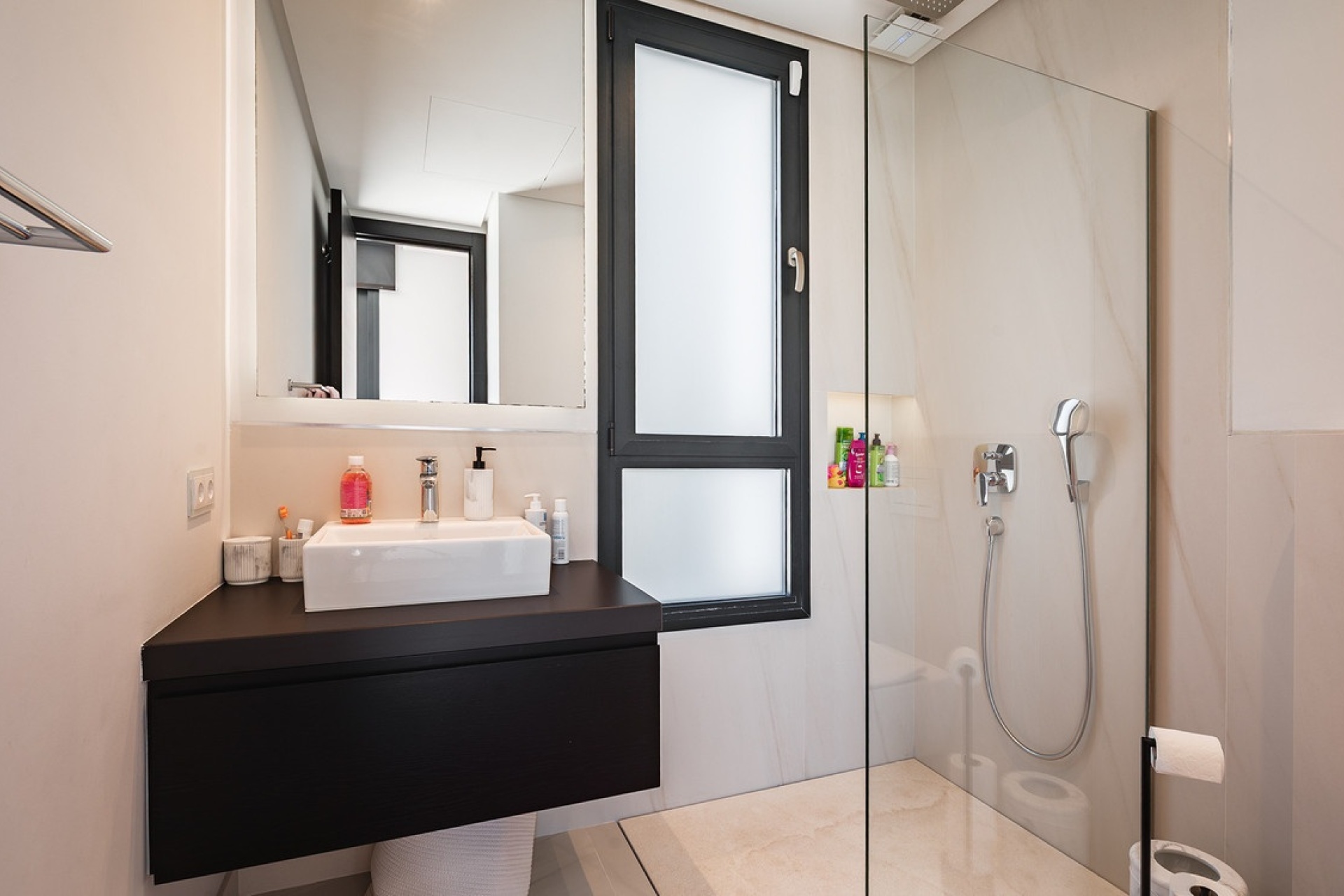 Rynek wtórny - Villa - Marbella - Nueva Andalucía